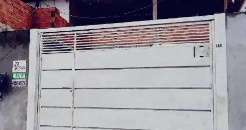 Venda casa localizada no bairro barreto/arujá com 2 dormitórios, sala, cozinha,1 banheiro, quintal na frente e lateral. consulte-nos.