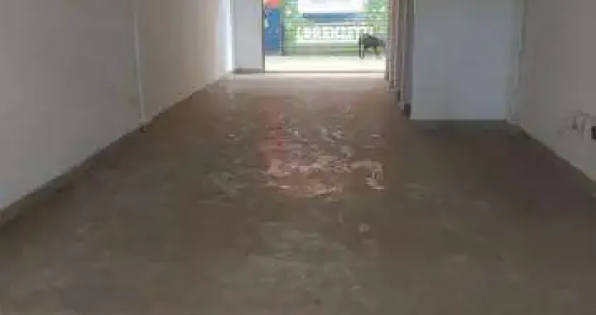 Locação de salão comercial no centro de arujá/sp, ótima oportunidade com 42m², em uma das principais avenidas da cidade! consulte-nos