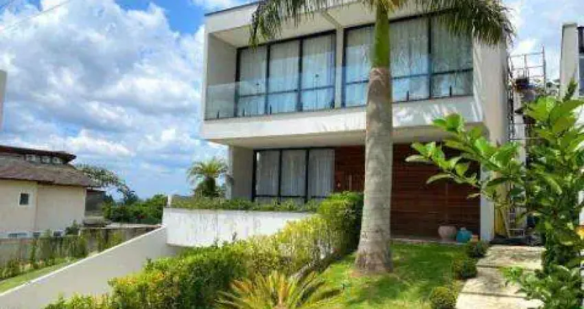 Venda e locação de casa no condomínio real park, em arujá/sp, 390m² com 3 suítes, piscina aquecida, 04 salas e garagem para 04 autos. consulte-nos