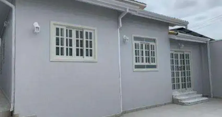 Venda de casa no jardim rincão, em arujá/sp, 176m² com 3 quartos, suíte, cozinha c/ planejados, churrasqueira, piscina e 2 vagas. consulte-nos.