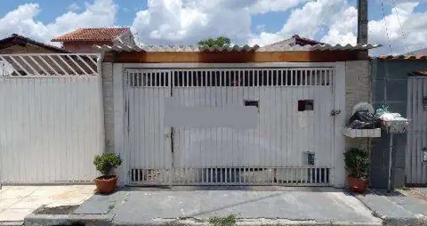 Venda de casa térrea no bairro da penha, em arujá/sp, 73m² com 3 quartos, sala de estar, área gourmet e garagem coberta para 02 autos. consulte-nos.