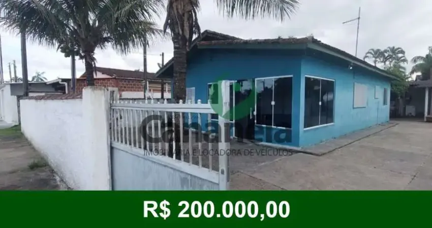 Casa para venda com 2 suítes no Porto Cubatão - Cananéia/SP