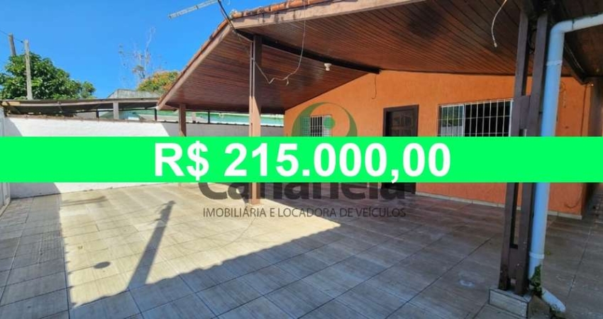 OPORTUNIDADE - VALOR REDUZIU!!! Casa 2 dormitórios (1 suíte) para venda - Vila São João Batista - Cananéia / SP