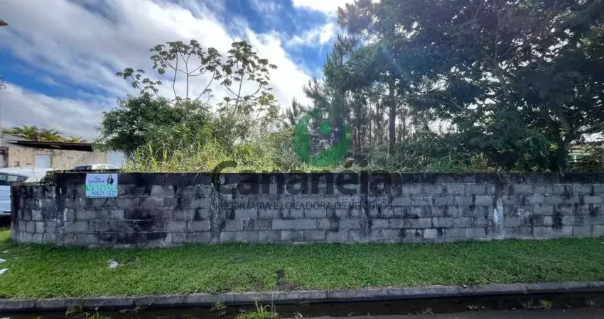 Terreno à venda na Avenida Independência, 1000, Vila Cabana, Cananéia