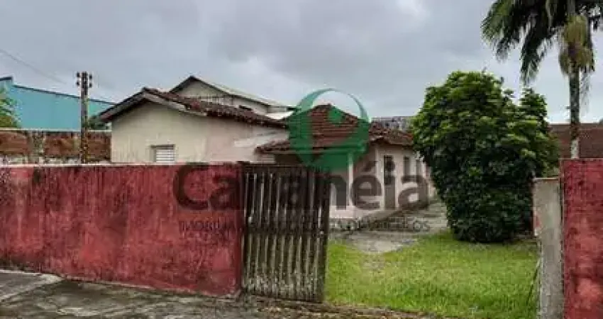 Ótimo Terreno com 517,50 m2 em excelente ponto comercial - Cananéia / SP