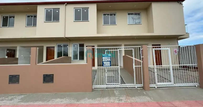 Sobrado com 2 dormitórios, 82m², beira-mar na Praia do Sonho, Palhoça, SC.
