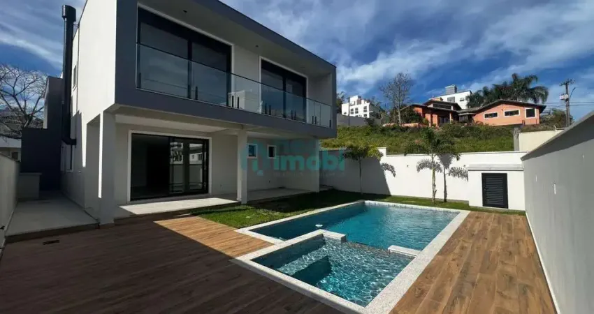 Casa 4 dormitórios (2 suítes), 317,52m² privativos, morro da pedra branca