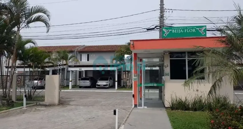 Sobrado com 2 dormitórios, 72m², Sertão do Maruim, São José, SC