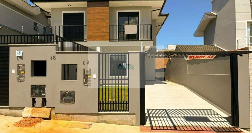 Casa Sobrado em Forquilhas  -  São José