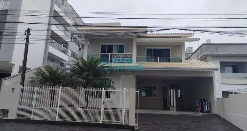 Casa com 3 quartos à venda na Rua Ímola, 35, Pagani, Palhoça