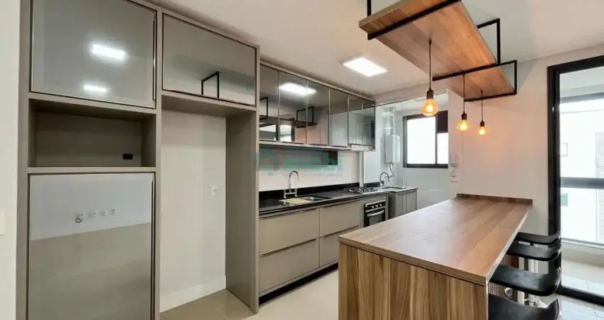 Apartamento 2 suítes semimobiliado, agronômica, floripa/sc