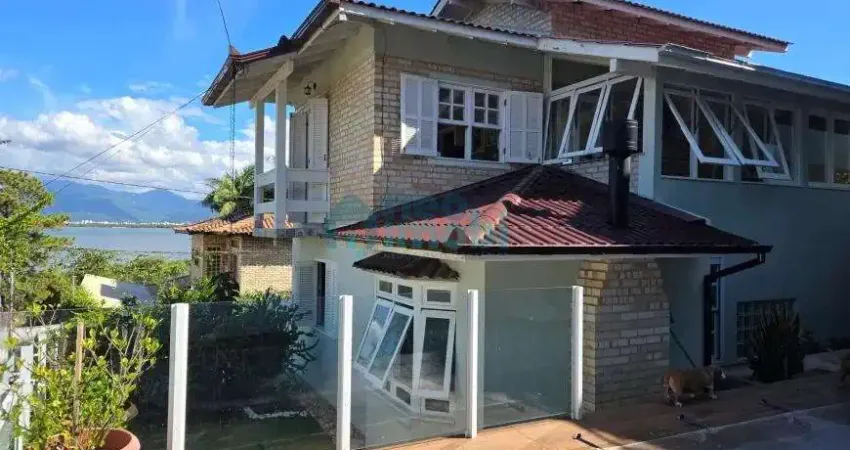 Casa com 4 quartos à venda na Rua Francisca Moreira, Ponta de Baixo, São José