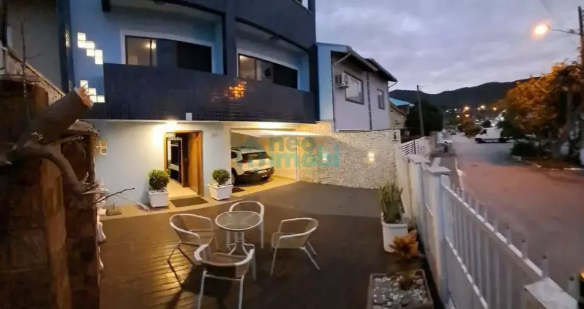 Casa com 3 quartos à venda na Rua Ilha dos Corais, 64, Vargem do Bom Jesus, Florianópolis