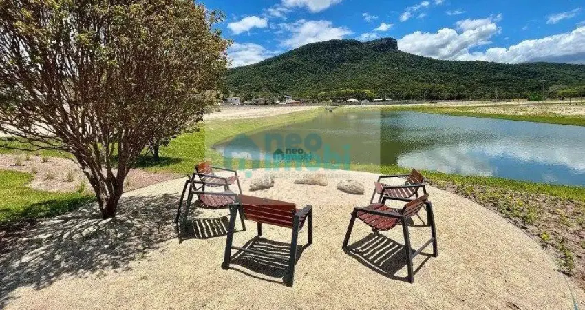 Terreno em condomínio fechado à venda na Rua Lagoinha, 65, Pedra Branca, Palhoça