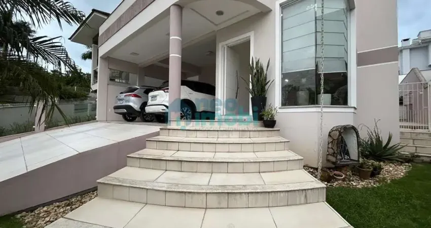 Casa com 4 quartos à venda na Rua dos Curiós, 225, Pedra Branca, Palhoça