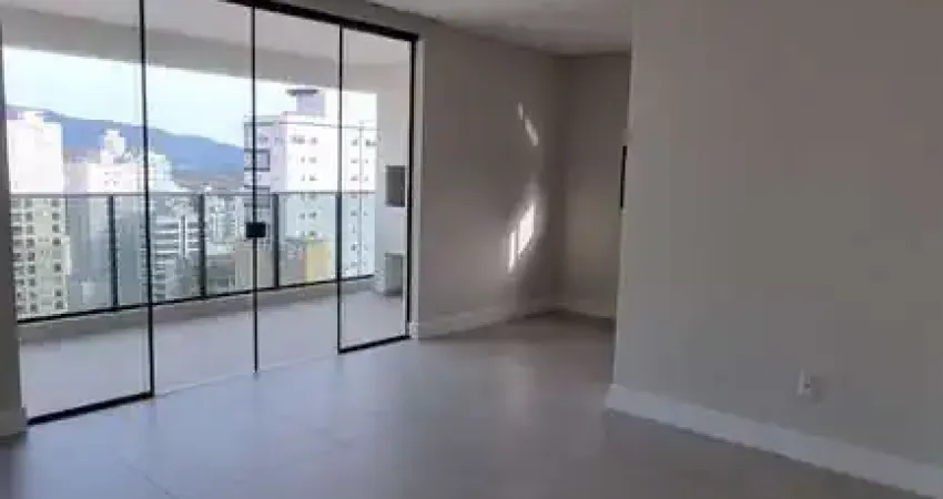 Apartamento com 3 dormitórios à venda sendo 3 suítes, 127 m² por - R$ 2.150.000,00 - Meia Praia - Itapema/SC