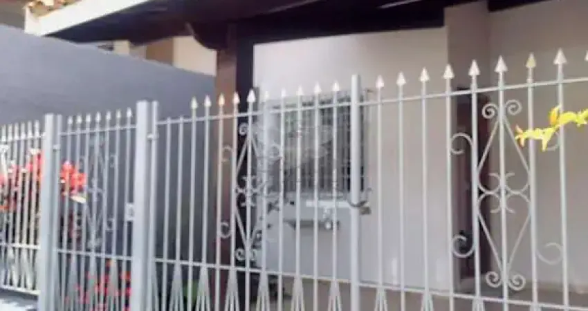 Casa com 3 quartos para alugar no Jardim Alvinópolis, Atibaia