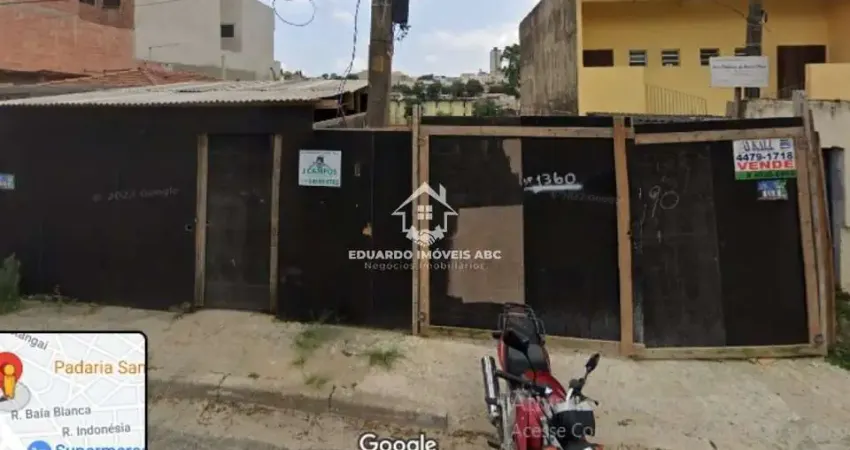 REF 8224- 2 Dormitórios. 1 Vaga. Ótima localização- Santo André