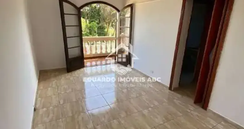 REF 1555. 3 dormitórios. 1 suite. 2 vagas na garagem. Jardim - Santo André. Excelente oportunidade!