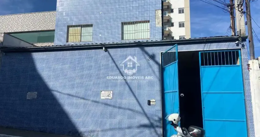 REF 8466- Galpão com 750 m²- Ótima localização- São Bernardo do Campo