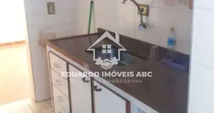 REF 8592- 2 Dormitórios. Cozinha planejada. Ótima localização- Santo André