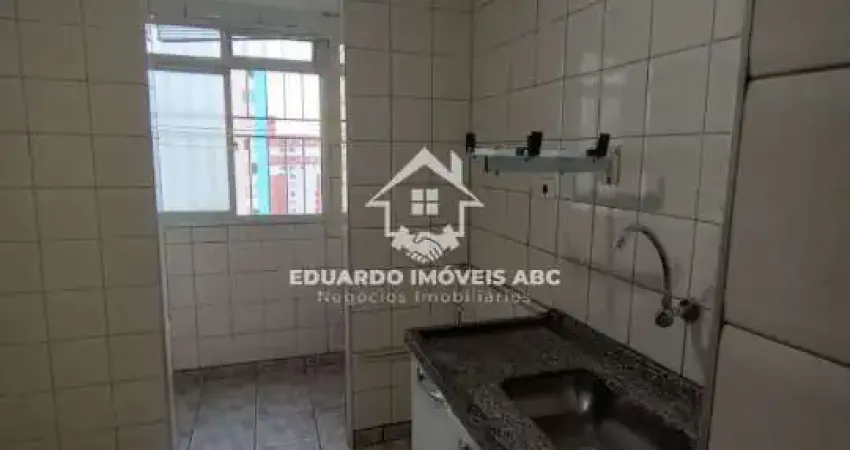 REF:8667. Apartamento em Condomínio Padrão no bairro Santa Terezinha, 2 dorm, 1 vagas. Excelente oportunidade!