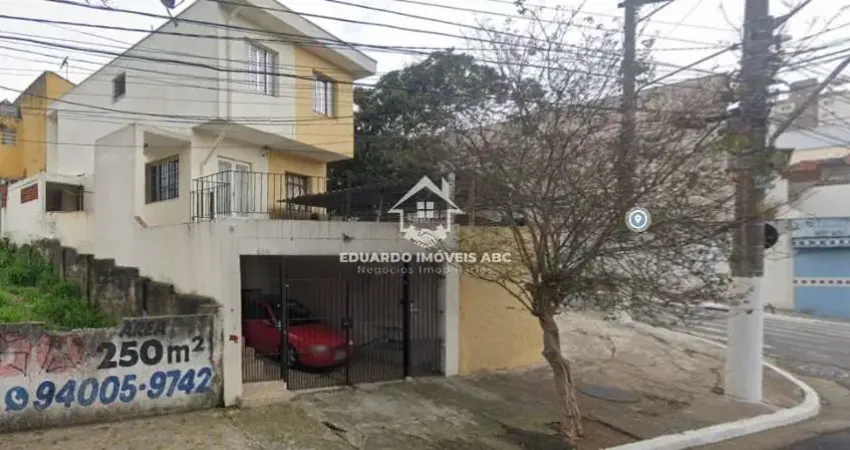 Sobrado para Venda no bairro Rudge Ramos, 2 dorm, 1 vaga. Ótima localização.