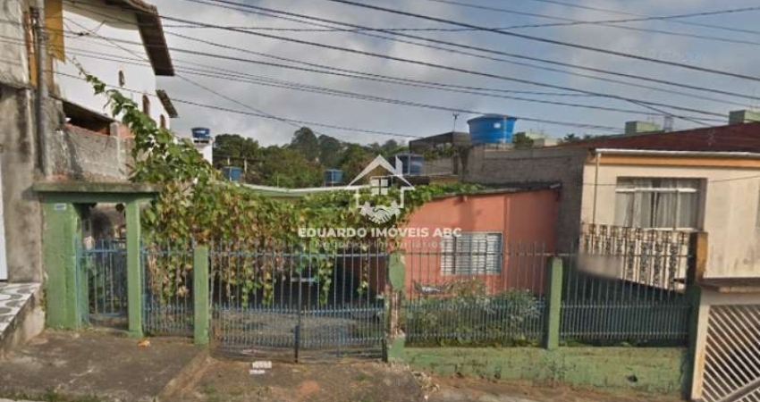 3 dormitórios. 2 vagas na garagem. Ótima localização.