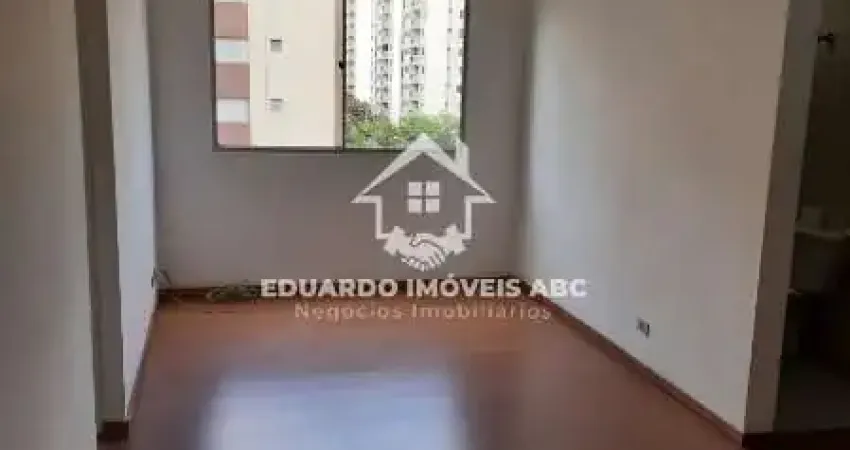 2 dormitórios. 1 vaga na garagem. Ótima localização. SBC.