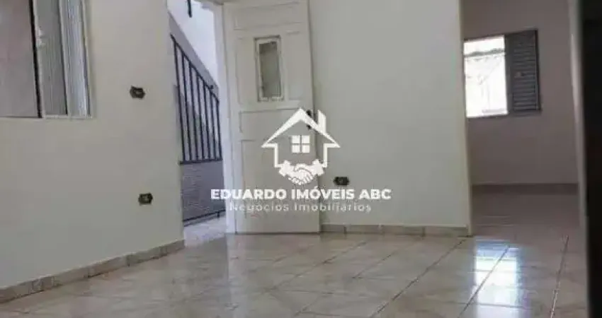 REF 9913- 2 Casas no mesmo terreno. Ótima localização- Santo André