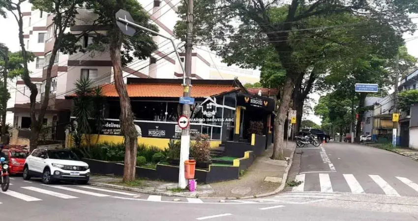 Casa (Casa Padrão) para Venda, 8 dorm(s), 2 suite(s), 4 vaga(s), 460 m²
