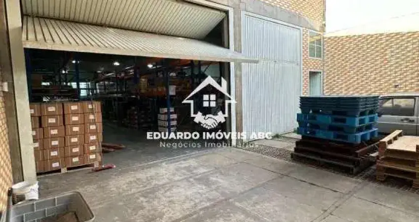 Barracão / Galpão / Depósito à venda no Canhema, Diadema 