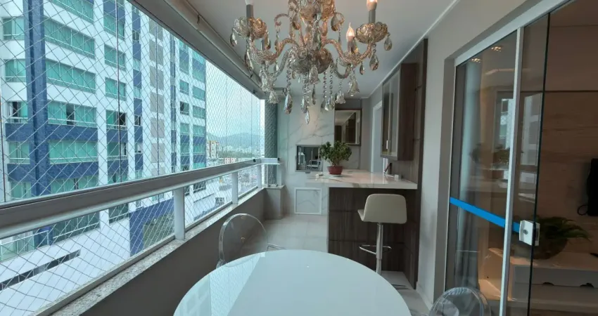 Luxo e espaço: 4 vagas de garagem e parcelamento direto no centro de balneário camboriú!