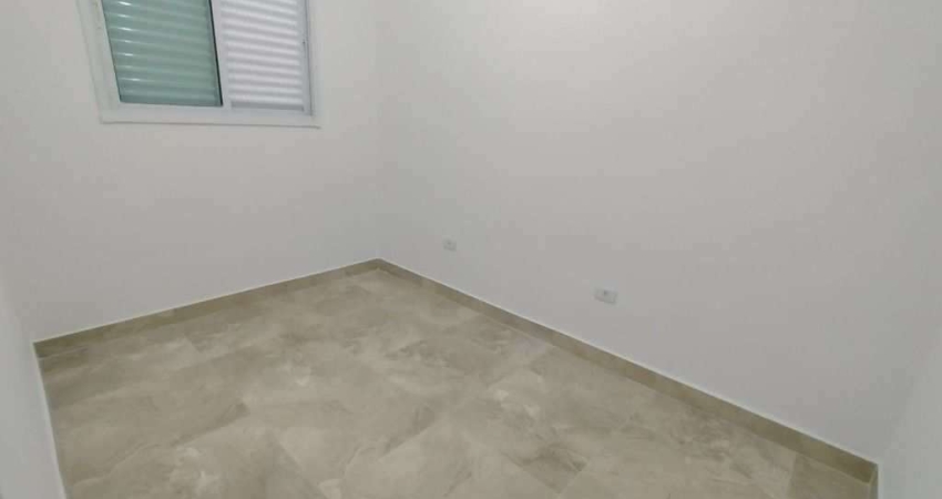 Sobrado com 2 dormitórios à venda, 54 m² por R$ 350.000,00 - Vila Guilhermina - Praia Grande/SP