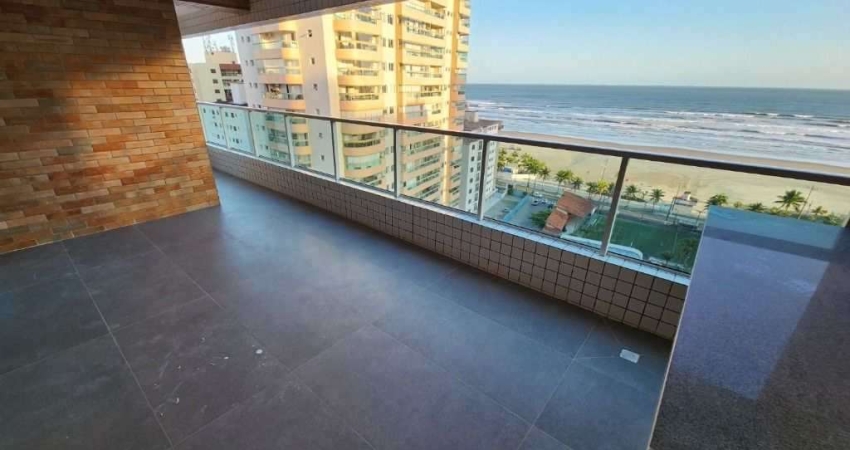 03 dormitórios sendo 02 suítes, sala 02 ambientes muito espaçosa, varanda  com vista mar,cozinha espaçosa com acesso a varanda, área de serviço arejad