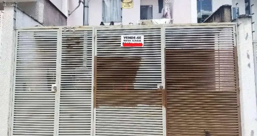 Casa para vender com 02 quartos no bairro granja ouro branco em contagem