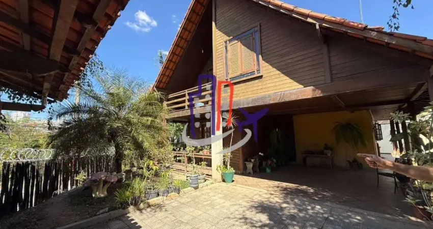 Casa para vender com 03 quartos 02 suítes no bairro centro em contagem