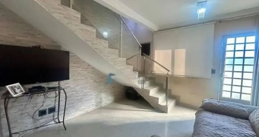 Casa para vender com 03 quartos 01 suíte no bairro alvorada/centro em contagem