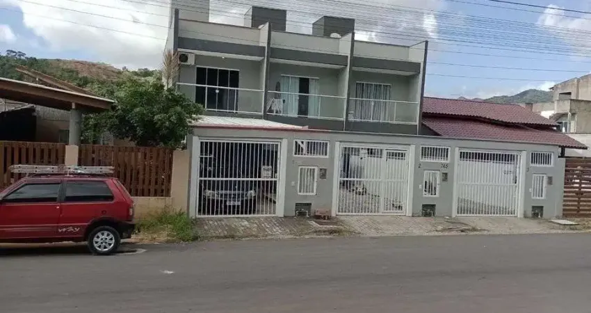 Casa com 2 quartos à venda na Rua 902, Alto São Bento, Itapema
