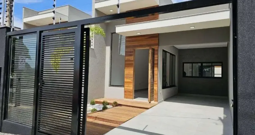 Casa à venda em Londrina, no Jd Piza, com 3 quartos e 135 m² de área construida