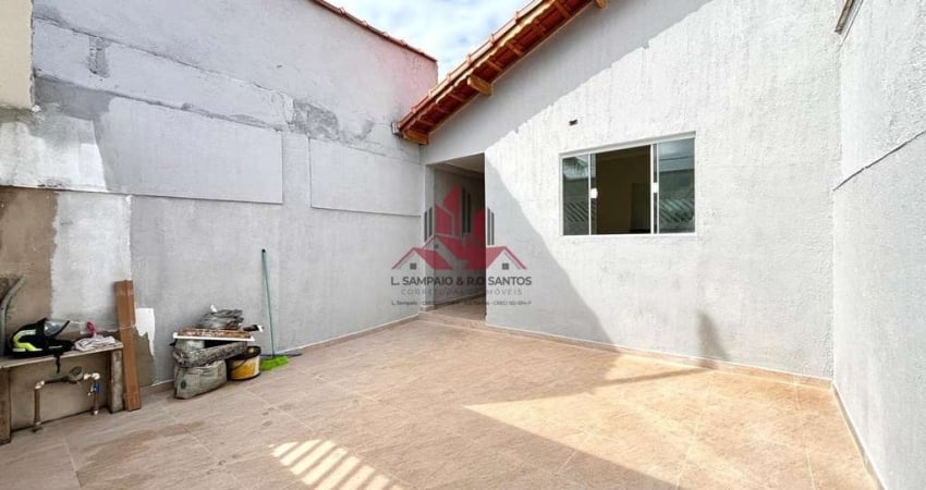 Casa com 2 quartos à venda na Ernesto Sebastião do Nascimento, 344, Japuí, São Vicente