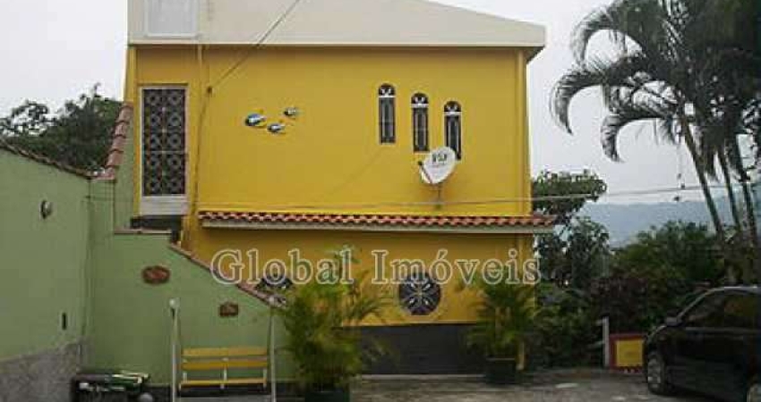 Casa com 5 quartos à venda na Rua Glauber Rocha, Itapeba, Maricá