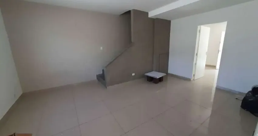 Casa com 2 quartos para alugar em Cupecê, São Paulo