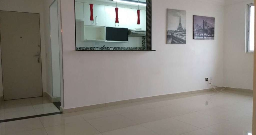 Apartamento Reformado com 2 Dormitórios na Vila Campo Grande