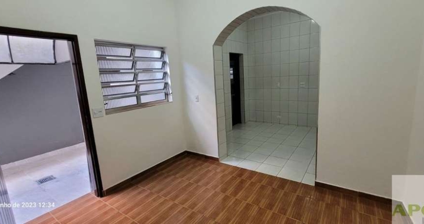 Casa com 1 dormitório na Vila Marari para locação