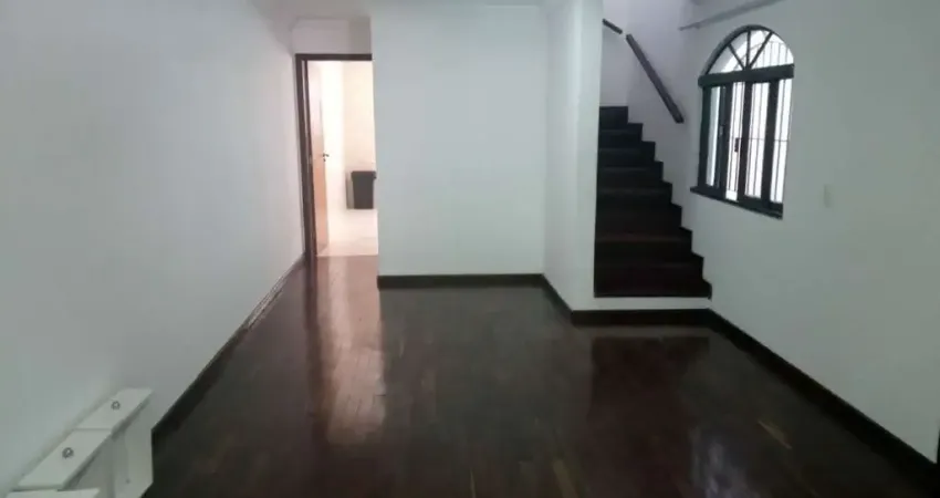 Casa com 03 dormitórios (sendo 02 Suítes) para locação no Jardim Consorcio