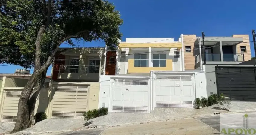 Sobrado de fino acabamento de 3 dormitórios 113m² (área construída)
