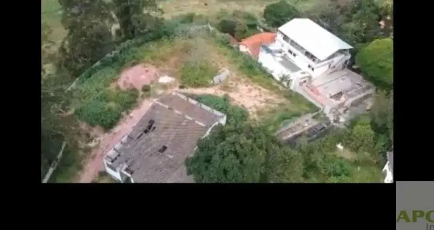 Terreno com frente para Estrada do Alvarenga com Área de 9.000m².