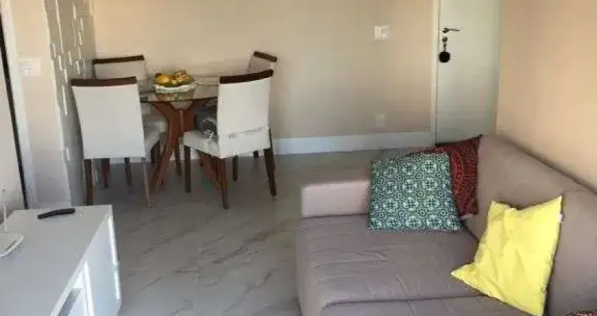 Apartamento com suíte e varanda gourmet