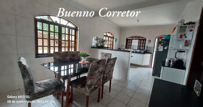 Casa no Bosque dos Eucaliptos São José dos Campos SP.